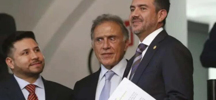 PAN expulsa a los Yunes por votar a favor de la reforma judicial