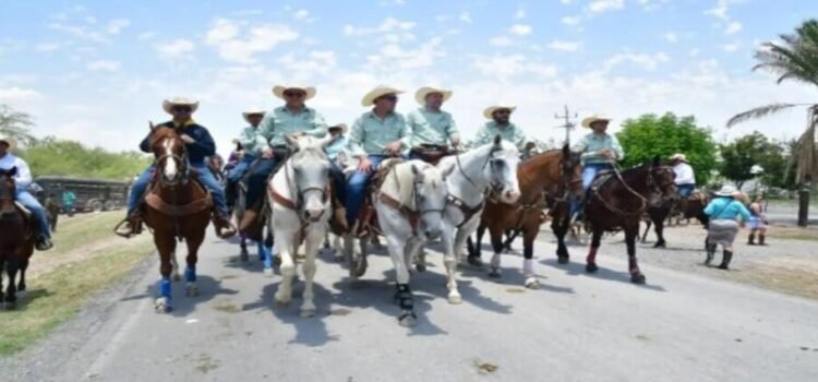 El estado de Coahuila celebra 80 años de la Feria de San Buenaventura con gran cabalgata y ambiente de unidad