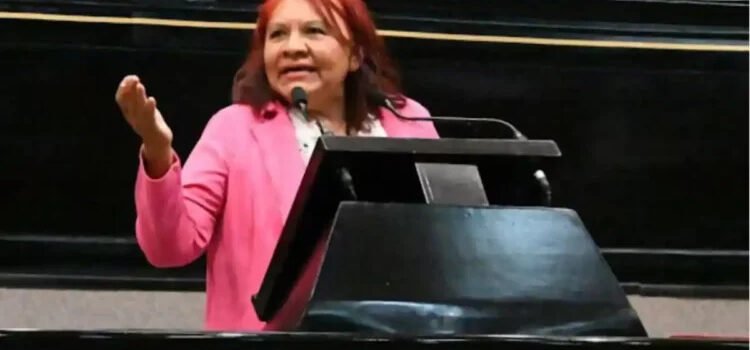 Asegura diputada que científicos veracruzanos construyeron nave para viajar a Marte