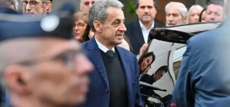 Solo duró Sarkozy 20 días en prisión